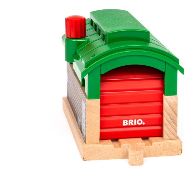 Brio World Train Garage 33574