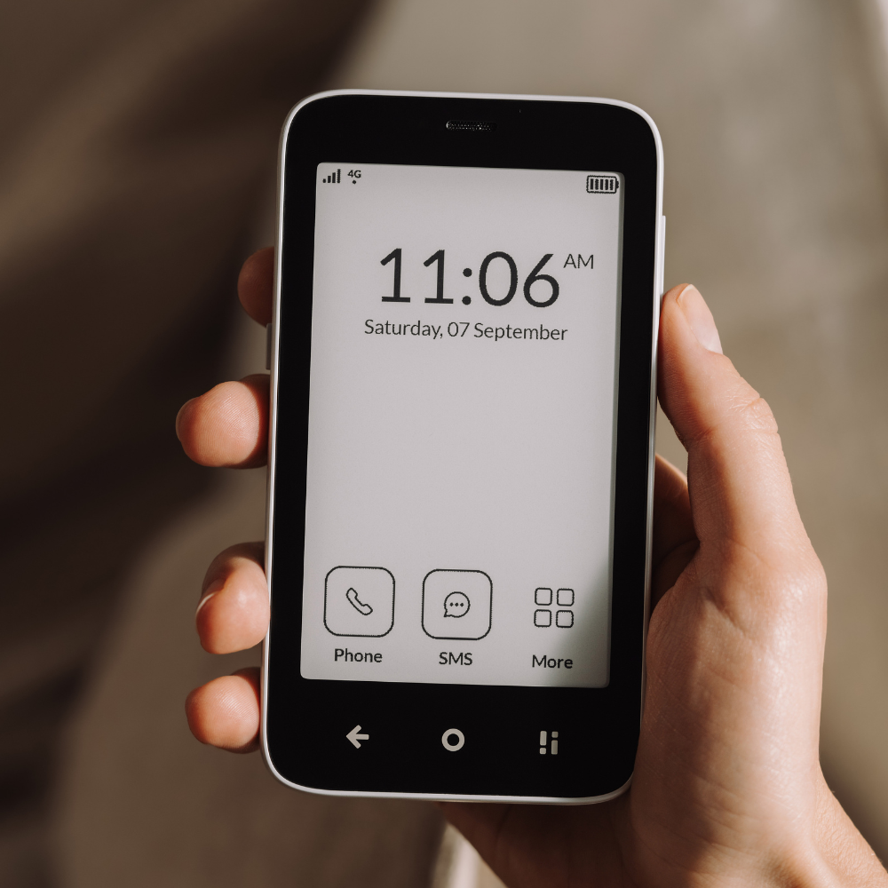 Mudita Kompakt 4G Minimalist E-Ink Mobile Phone Natural White 32GB