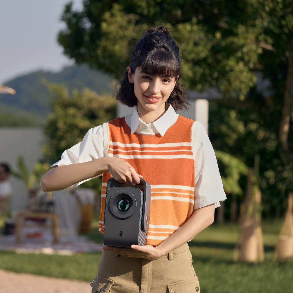 TCL Smart Projector C1